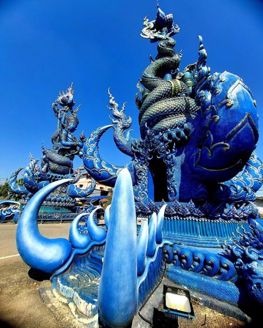 Chiang Mai: Chiang Rai Temples & Black House Discovery Tour - Baan Dam and the Black House