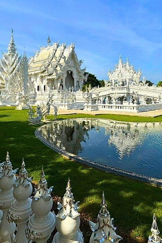 Chiang Mai: Chiang Rai Temples, Golden Triangle & Boat Tour - The Blue Temple and its bold interior