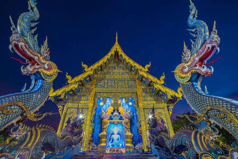 Chiang Mai: Chiang Rai Temples, Karen Tribe and Hot Springs - Three Chiang Rai temples in one long day