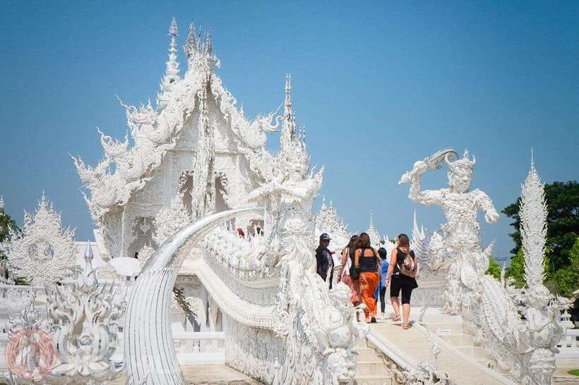 Chiang Mai: Chiang Rai Temples, Karen Tribe and Hot Springs - Mae Kachan Hot Springs gives you an easy start