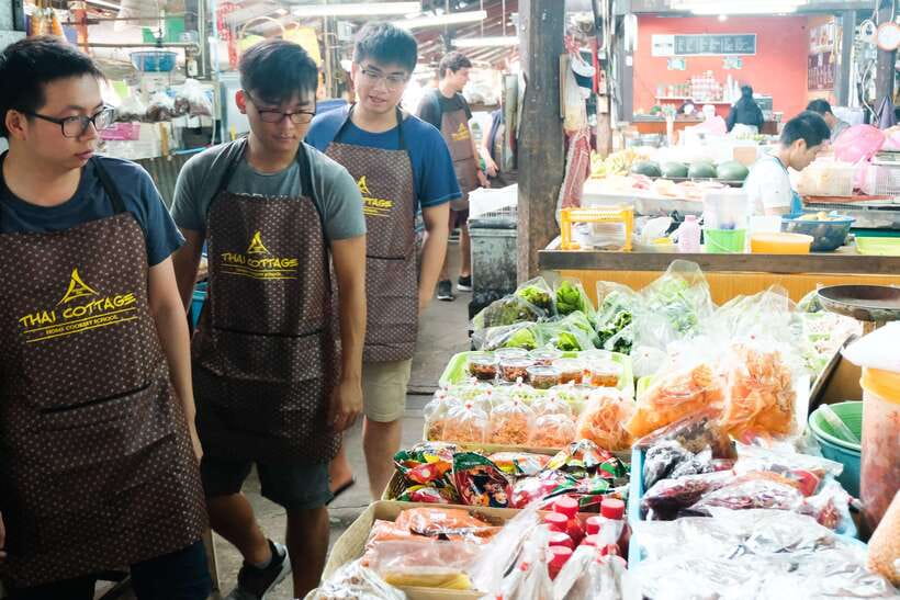 Chiang Mai: Cooking Class, Market & Thai Herbs Garden Tour - A Chiang Mai Cooking Class That Starts at the Market