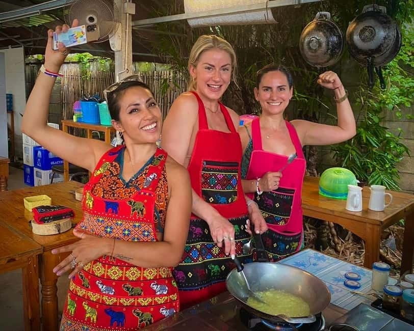 Chiang Mai: Cooking Class, Market & Thai Herbs Garden Tour - Should You Book the Thai Cottage Home Cookery School Class?
