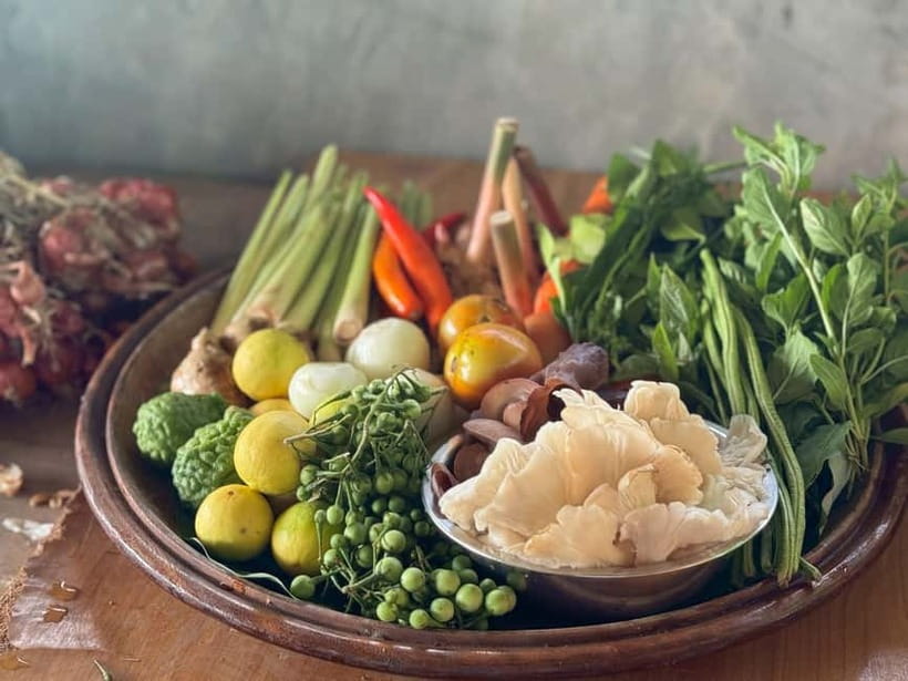 Chiang Mai: Cooking Class with Market and Pickup - Why this Chiang Mai cooking class works so well
