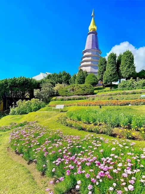Chiang Mai Doi Inthanon Park Waterfall Pure Sightseeing Tour - The early pickup and long road to the park