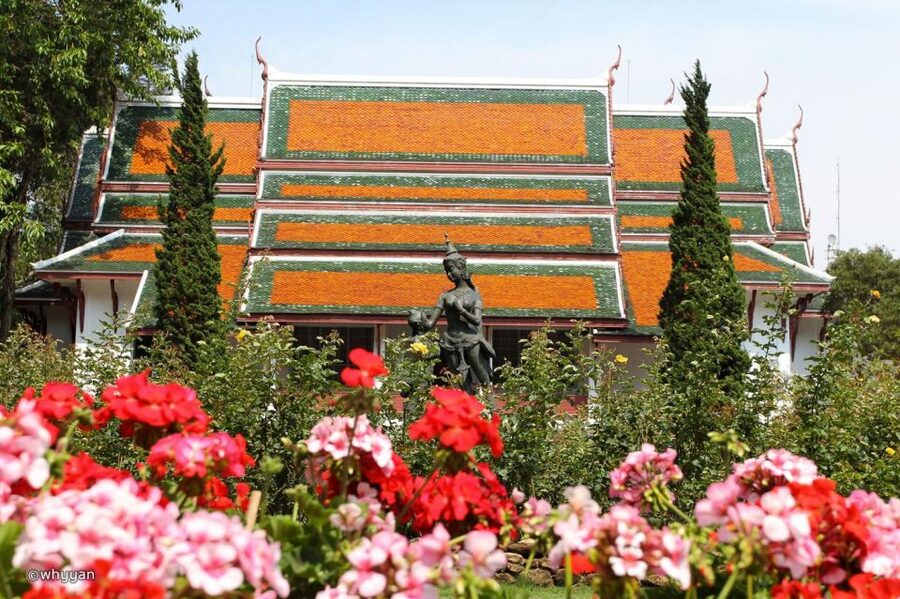 Chiang Mai: Doi Suthep and Hmong Village Half-Day Tour - Transport and pickup details that matter