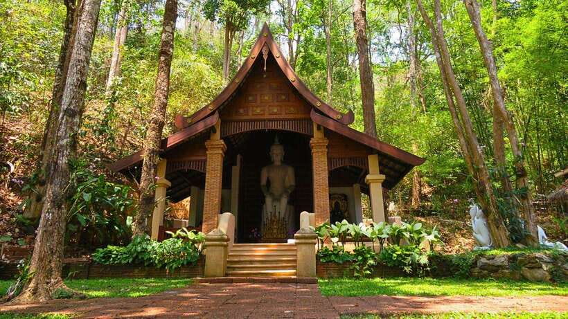 Chiang Mai: Doi Suthep and Wat Pha Lat Temple Evening Tour - Guide Quality Matters More Than Usual