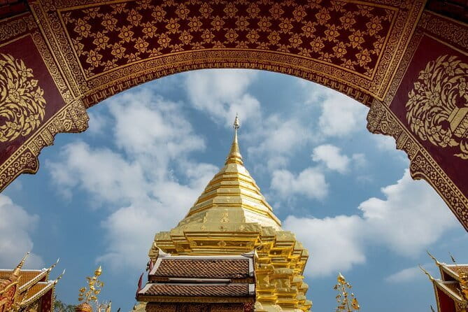 Chiang Mai Doi Suthep Temple and Wat Pha Lat Hike - Why this Chiang Mai outing works so well