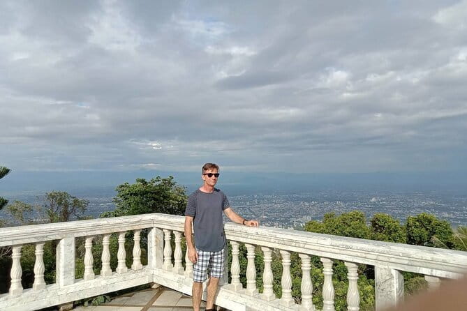 Chiang Mai Doi Suthep Temple and Wat Pha Lat Hike - Starting at Thapae Gate with a red songthaew