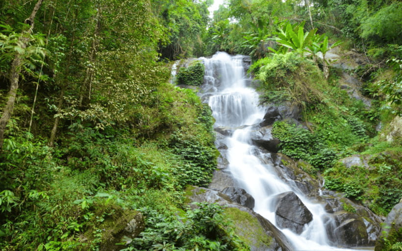 Chiang Mai: Doi Suthep Temple and Waterfall by Songtaew Trio - Why this half-day route works so well