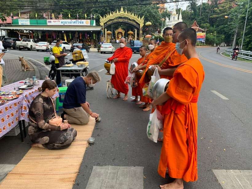 Chiang Mai: Doi Suthep, Wat Umong, and Pha Lat Sunrise Tour - Who will enjoy this morning most