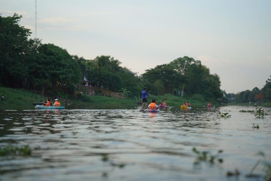 Chiang Mai:Explore kayaking through Mae Ping River on sunset - The river is urban, and you should know that