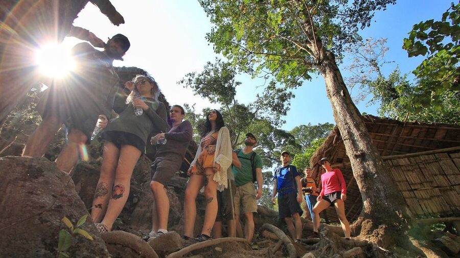 Chiang Mai: Guided Jungle and Waterfall Trek with Transfer - The 1.5-hour ride from Chiang Mai to Mae Taeng