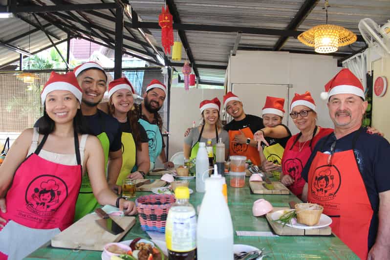 Chiang Mai: Half Day Evening Cooking Class with Market Tour - Settling Into the Open-Air Kitchen