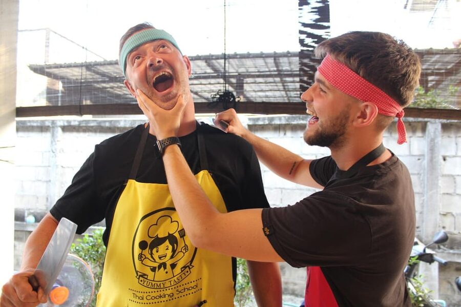 Chiang Mai: Half Day Evening Cooking Class with Market Tour - Cooking Five Dishes at Your Own Pace