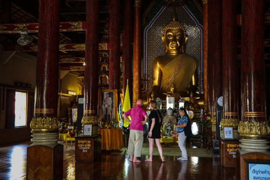 Chiang Mai: Half-Day Old Town Cycling Tour - Morning or afternoon, which should you choose?
