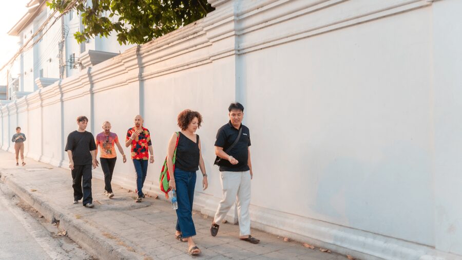 Chiang Mai: Historical and Culture Exploration Walking Tour - The 15-minute walk to Wat Chedi Luang