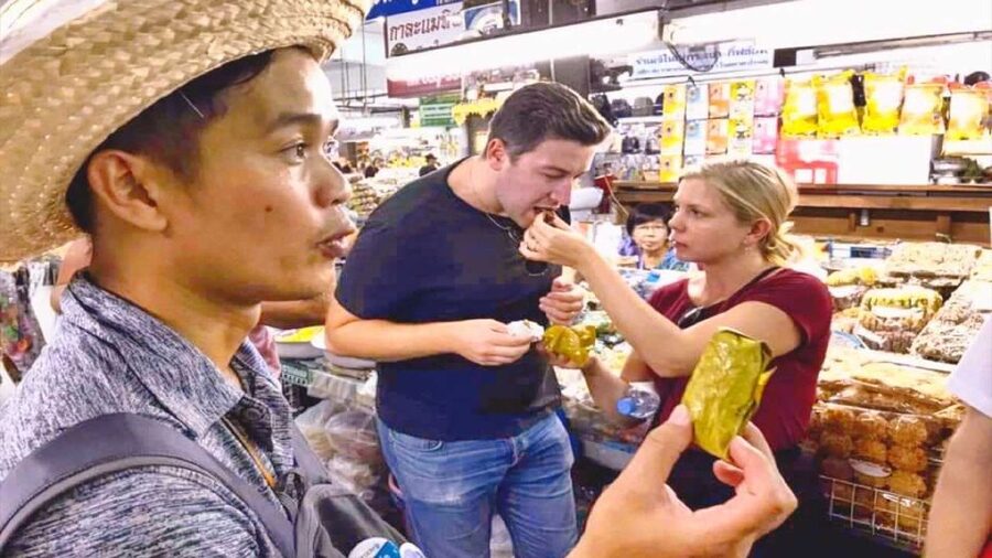 Chiang Mai: History & Mouth Watering Food Tour - Wat Chedi Luang and the Lanna setting