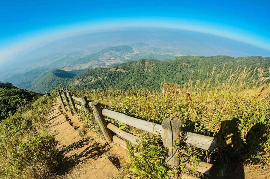 Chiang Mai: Kew Mae Pan Nature Trail & Doi Inthanon Day Trip - Timing, pickup, and the shape of the day