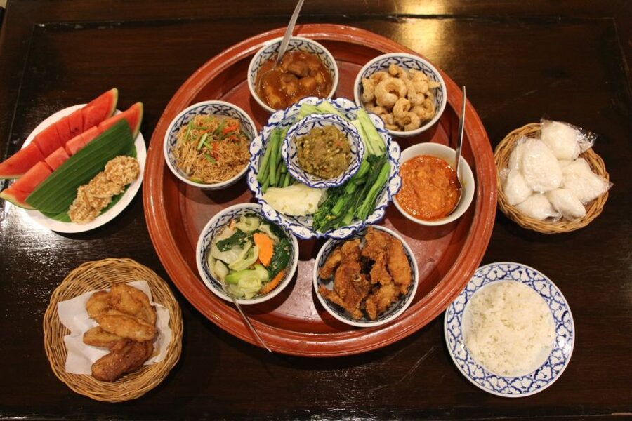 Chiang Mai: Khan Toke Traditional Meal & Dancing Performance - Key points to know before booking