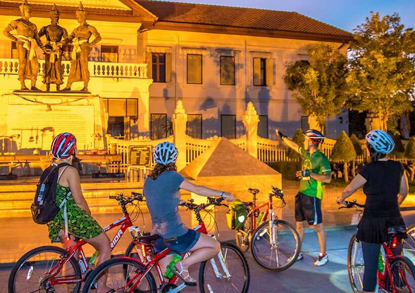 Chiang Mai: Private Historic Old City Bike Tour - Night - Guides, group size, and the personal feel