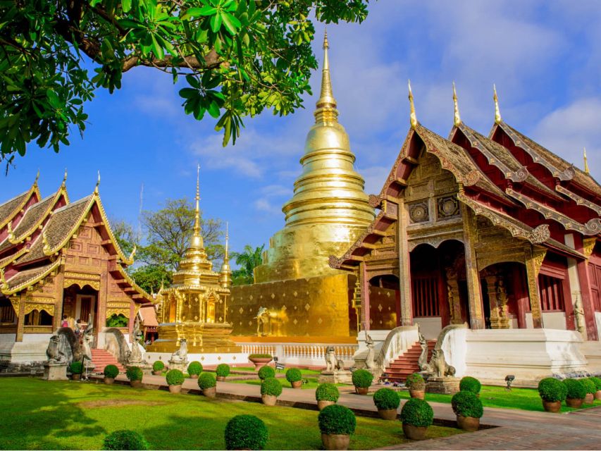 Chiang Mai: Private Tuk Tuk Tour of City Temples With Pickup - Wat Chedi Luang and the story of the Emerald Buddha