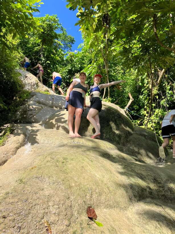 Chiang Mai: Sticky Waterfall scenic loop unseen lake &temple - Bua Thong Sticky Waterfall: the reason to bring a towel