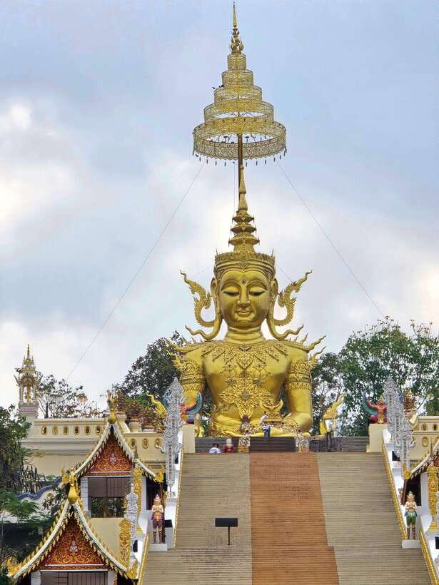 Chiang Mai: Sticky Waterfall scenic loop unseen lake &temple - What the guide adds to the day