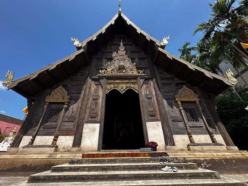 Chiang Mai: Temple And City Walking Tour Part I - Why this temple walk is more than a photo stop
