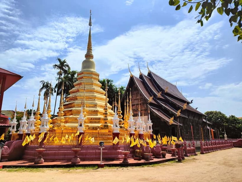 Chiang Mai: Temple And City Walking Tour Part I - Wat Pan Tao and Lanna wooden detail