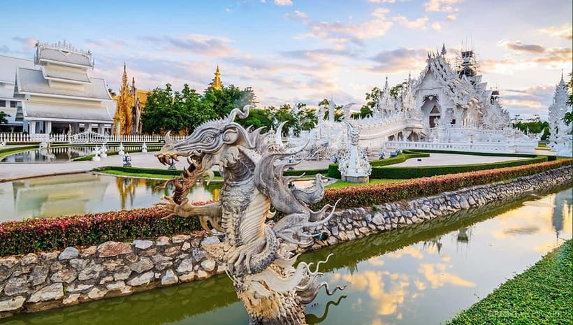 Chiang Mai to Chiang Rai: 3 Temples & Hot Springs & Pickup - Wat Rong Suea Ten, the Blue Temple