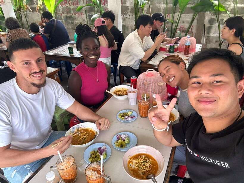 Chiang Mai: Walking Food Tour - Group feel, timing, and comfort