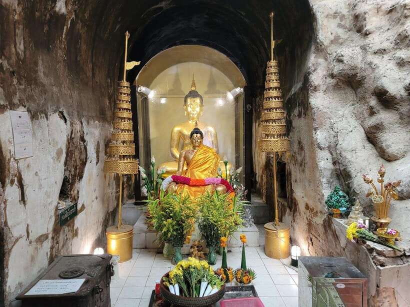Chiang Mai:Wat Phra That Doi Suthep & Wat Umong Evening Tour - Is $24 good value for four hours?