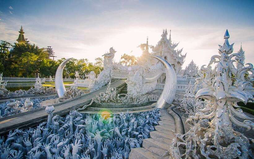 Chiang Mai: White, Blue & Big Buddha Temples in Chiang Rai - The long ride home to Chiang Mai
