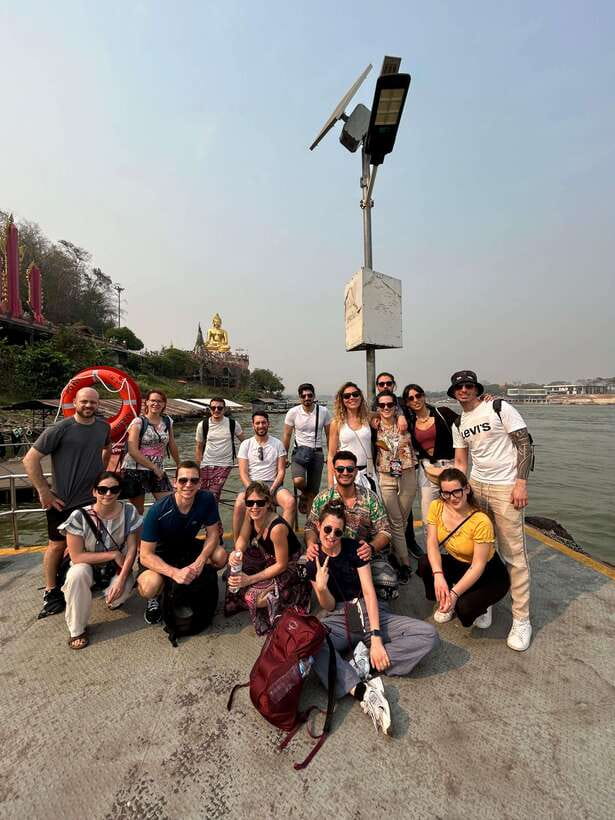 Chiang Rai: 7 Most Famous Highlights With Mekong Boat Trip - Wat Rong Khun, Chiang Rai’s dazzling White Temple