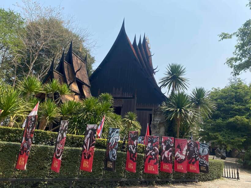 Chiang Rai: City Highlights One-Day Tour with Thai Lunch - The Black House offers a darker change of mood