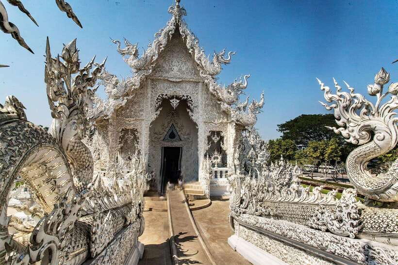 Chiang Rai: Half Day Tour – 3 Famous Temples & Lalita Cafe’ - How much value do you get for $57?