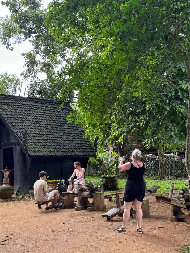 Chiang Rai: Iconic Temples & 7 Major Sites—River View Buffet - The House of Opium