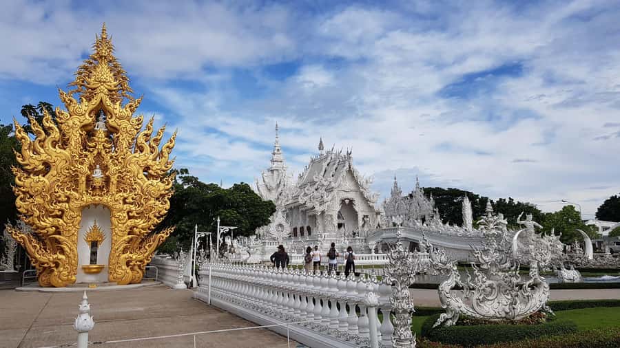 Chiang Rai Must-See Tour – 7 Icons, Lunch & Small Group(9pp) - Baan Dam and its dark, unusual art