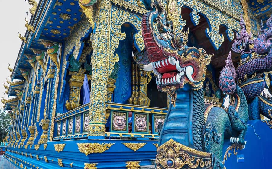 Chiang Rai Must-See Tour – 7 Icons, Lunch & Small Group(9pp) - What the guide and vehicle add to the day