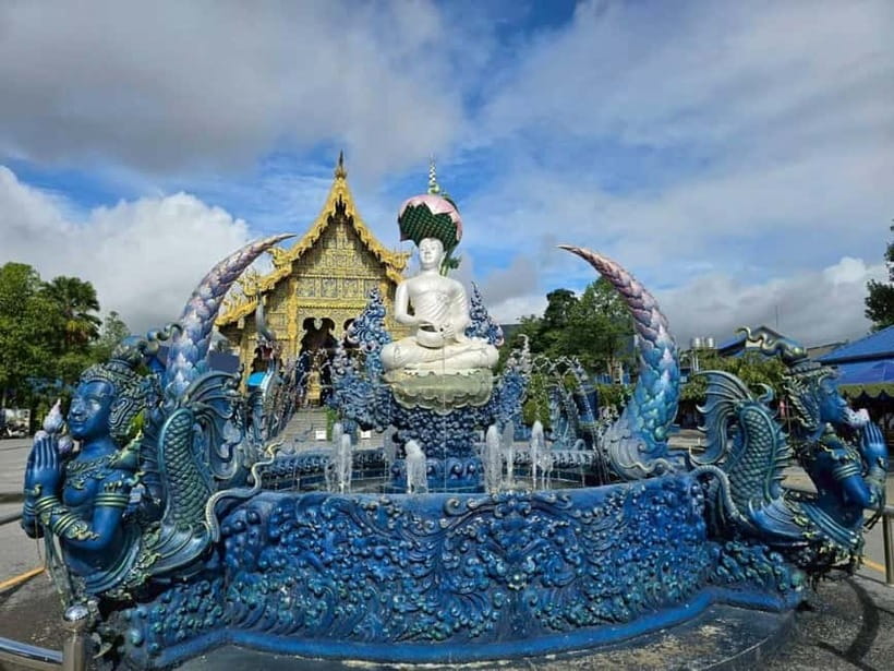 Chiang Rai: Private Tour with Driver and Custom Itinerary - Wat Huay Pla Kang and the giant Guan Yin