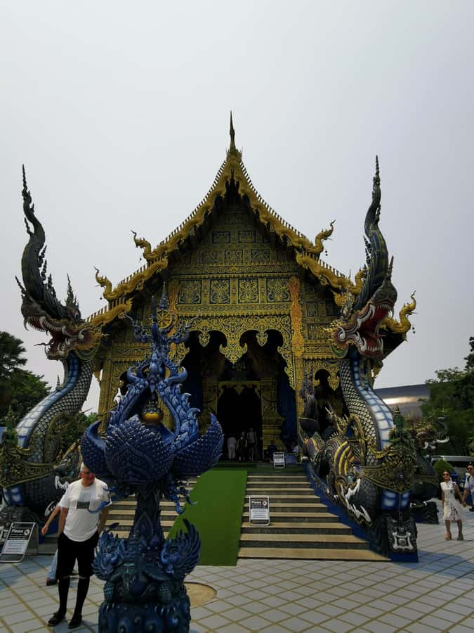 Chiang Rai: White, Blue, Red Temples, Long Neck Tour - Long Neck Karen Village and the question of respectful visits