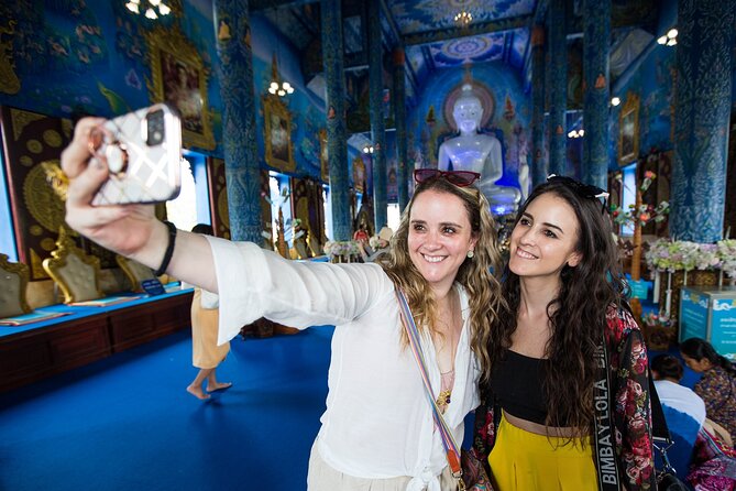 Chiang Rai White Temple, Blue Temple and more from Chiang Mai - Who will enjoy this Chiang Rai day trip