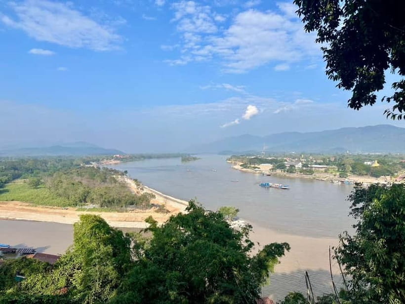 Chiangrai Full day: Popular 7 Locations with Thai buffet - Black House: art, architecture, and an unusual mood