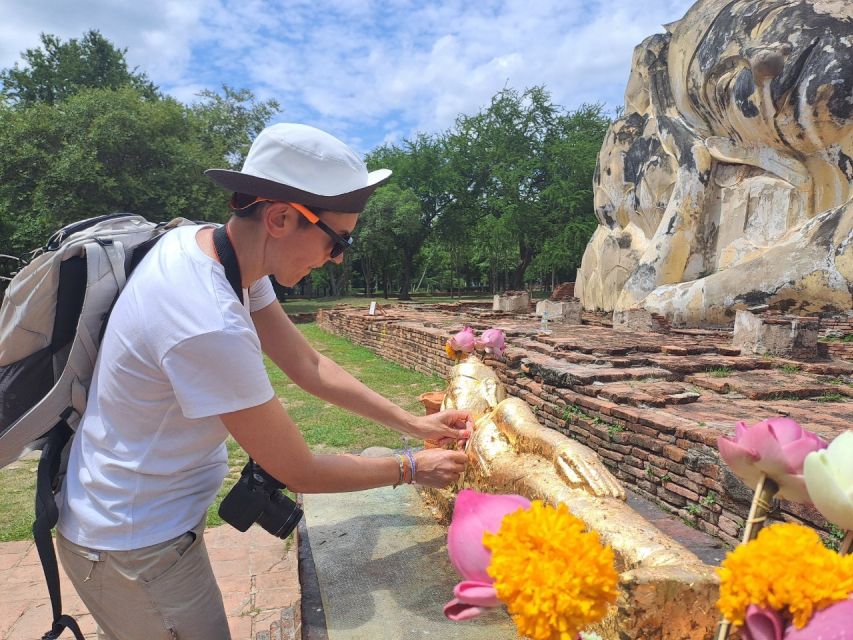 Colors of Ayutthaya: UNESCO Heritage 6 hour Bicycle Tour - The market and Ayutthaya’s reclining Buddha