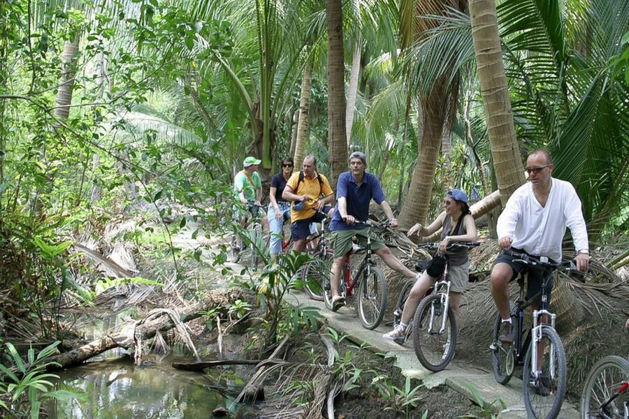 Colors Of Bangkok: 4-Hour Small Group Bike Tour - The return ride and what the timing means