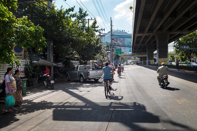 Countryside Bangkok and a Local Floating Market Tour by Bicycle Including Lunch - From Sukhumvit to Bangkok’s working market