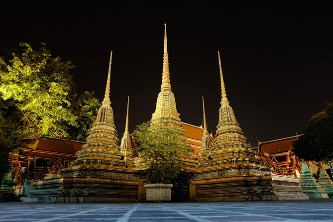 Discover Bangkok at Night 5-Hour Bike Tour with dinner - Wat Prayurawongsawat and the old Portuguese community
