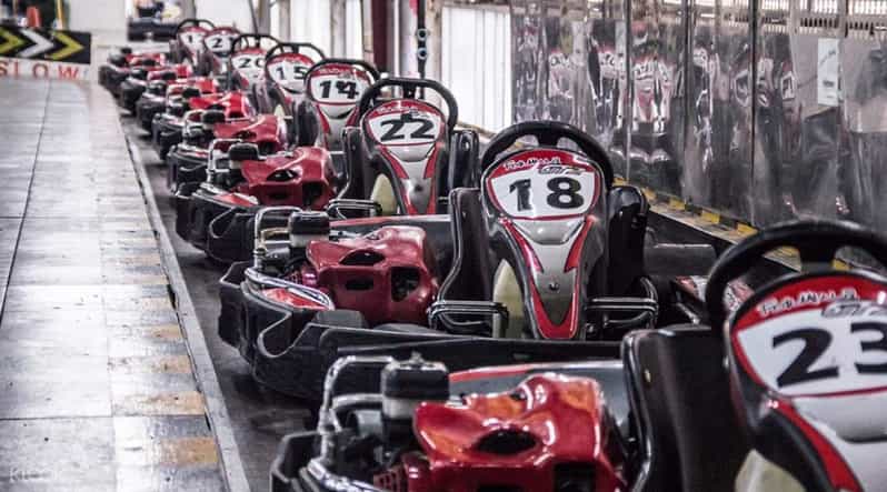 EasyKart Bangkok (RCA Plaza) : Go-Kart Racing Experience - Family rules that need careful attention