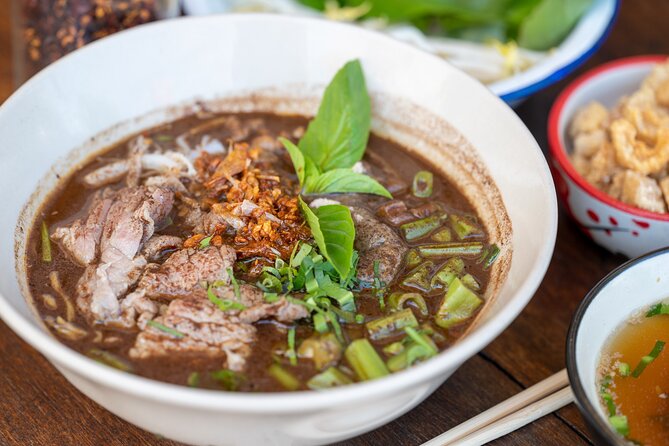 Eat Like a Local Food Tour in Hua Hin - Timing, meeting point, and insurance