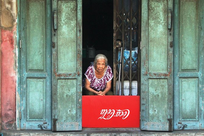 Experience Real Bangkok by Bike - From markets to temples and ordinary neighborhoods